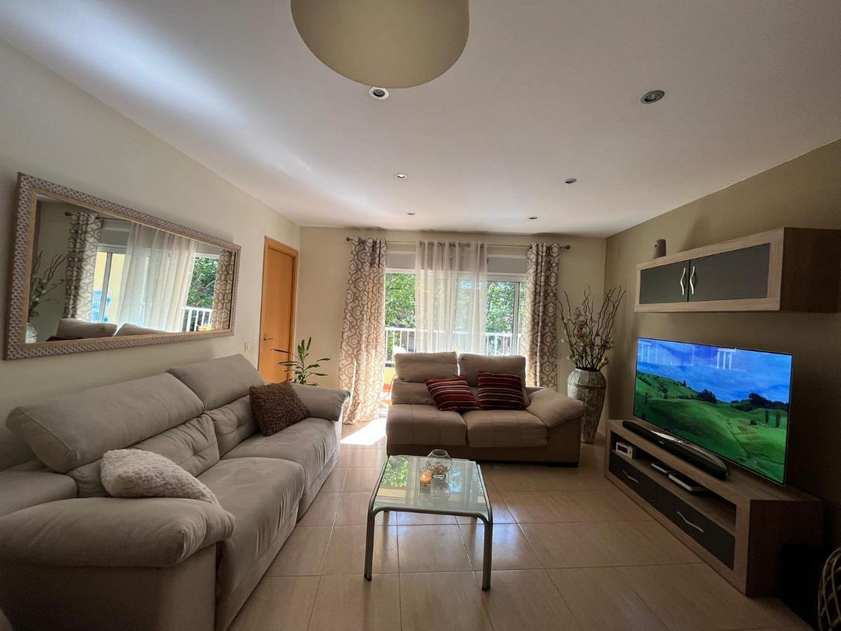 Habitacion Amplia Y Comoda Реус Экстерьер фото